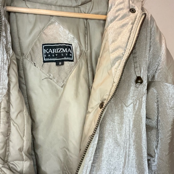 Stylish Silver Women's Jacket with Faux Fur Trim - Picture 3 of 5